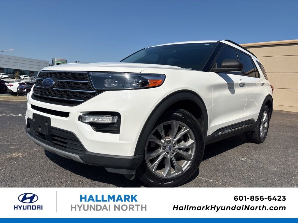 Used 2022 Ford Explorer XLT w/ Equipment Group 202A image 1