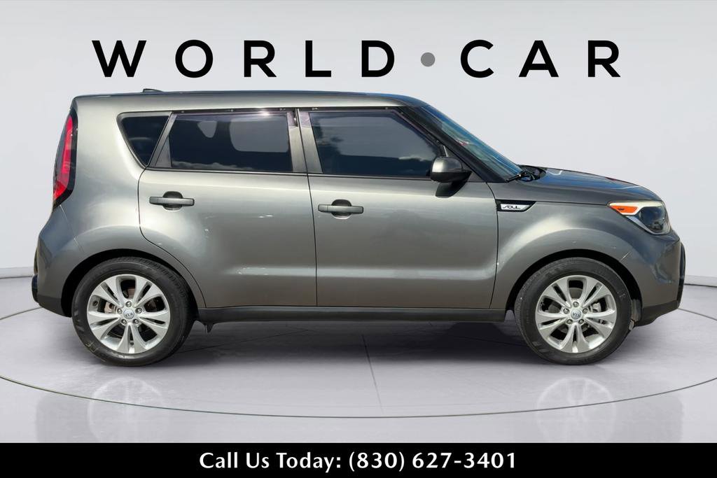 Used 2016 Kia Soul + FWD image 16