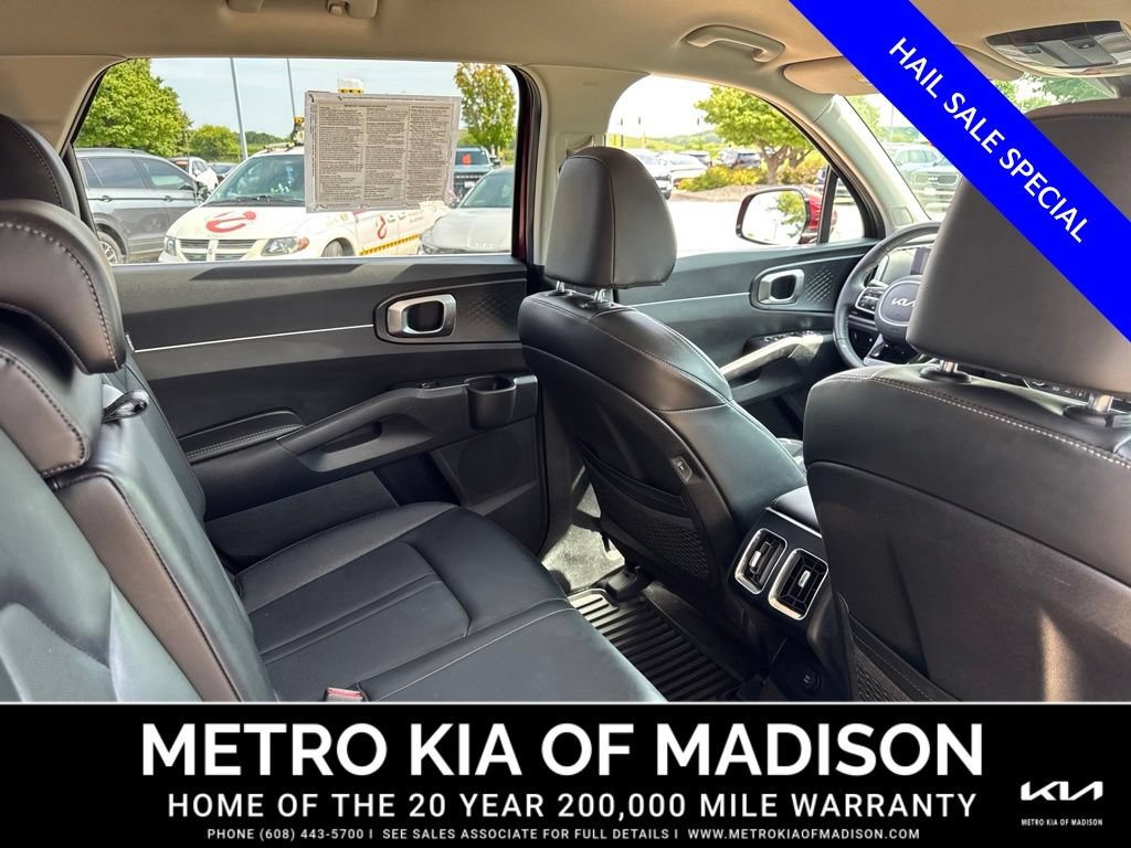 Used 2025 Kia Sorento S AWD/4WD image 47