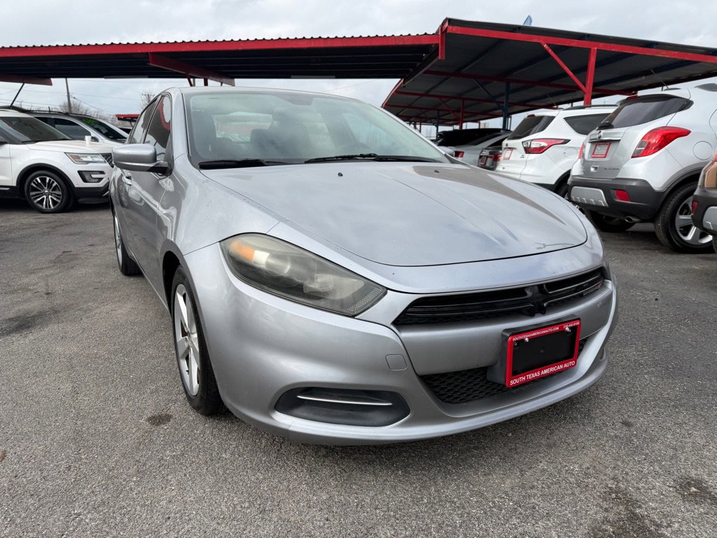 Used 2015 Dodge Dart SXT FWD image 1