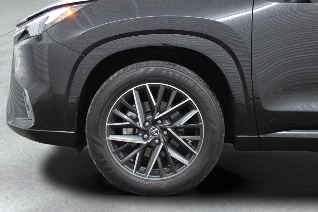 Used 2025 Lexus TX 350 AWD w/ Technology Package image 6