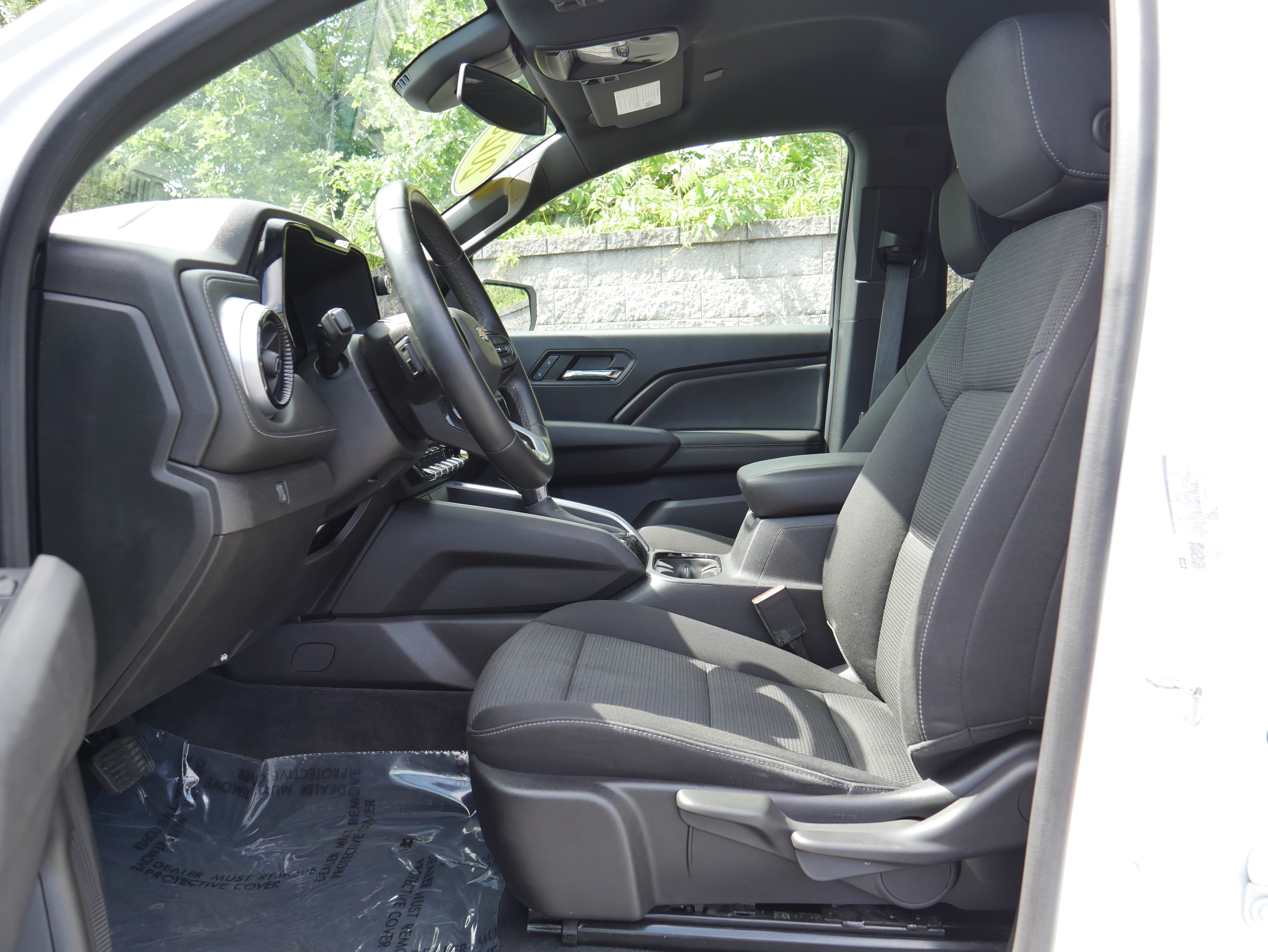 Certified 2023 Chevrolet Colorado LT w/ LT Convenience Package AWD/4WD image 14
