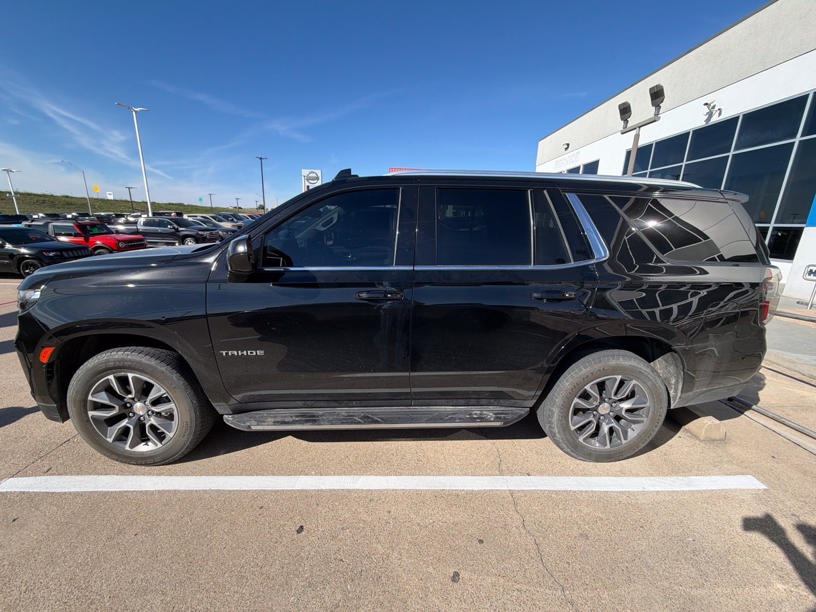 Used 2024 Chevrolet Tahoe LS w/ Driver Alert Package RWD image 4