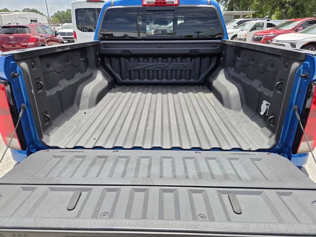 Used 2024 Chevrolet Colorado ZR2 w/ Safety Package AWD/4WD image 10