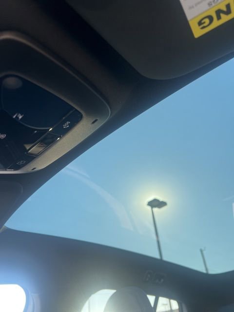 New 2025 Volvo EX30 Ultra w/ Protection Package Premier image 16