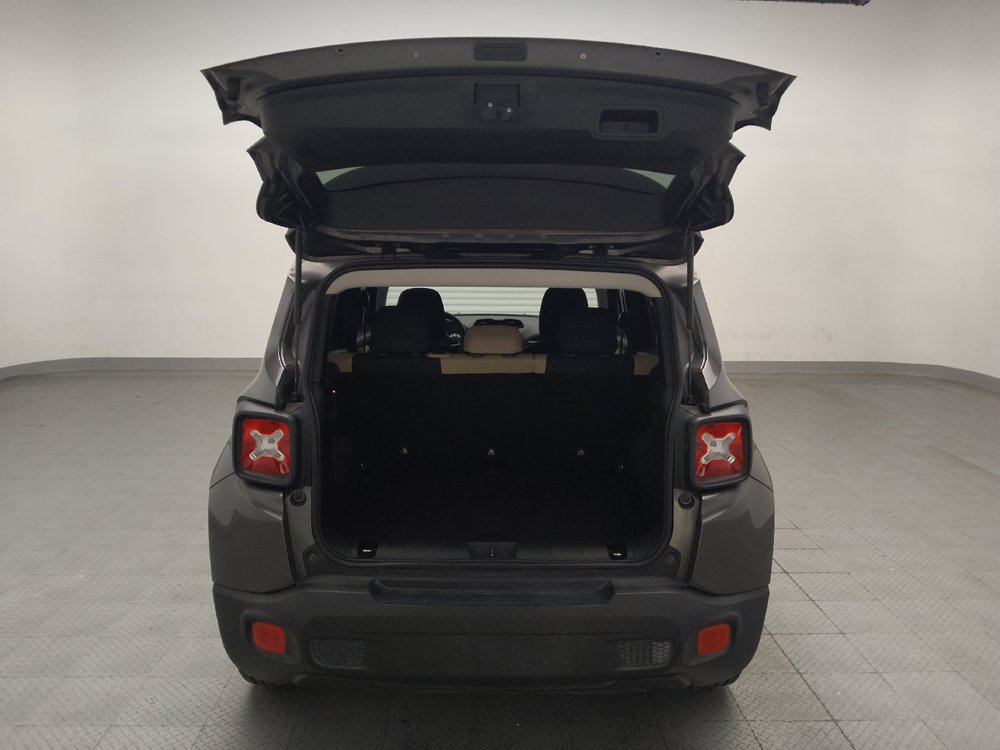 Used 2017 Jeep Renegade Sport w/ Power & Air Group FWD image 29