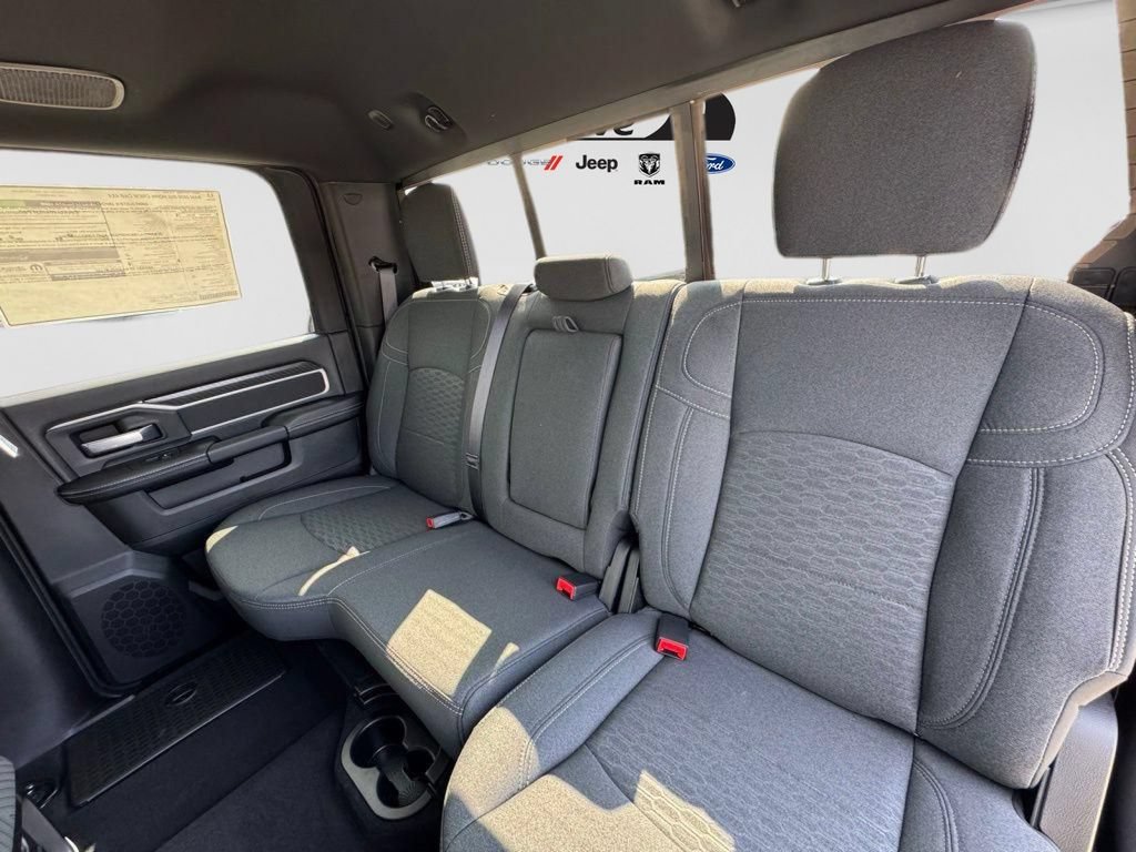 New 2026 RAM 2500 Big Horn AWD/4WD image 11