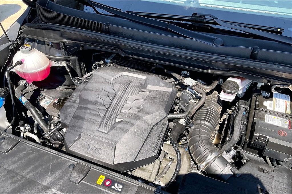Used 2024 Kia Carnival LX FWD image 30