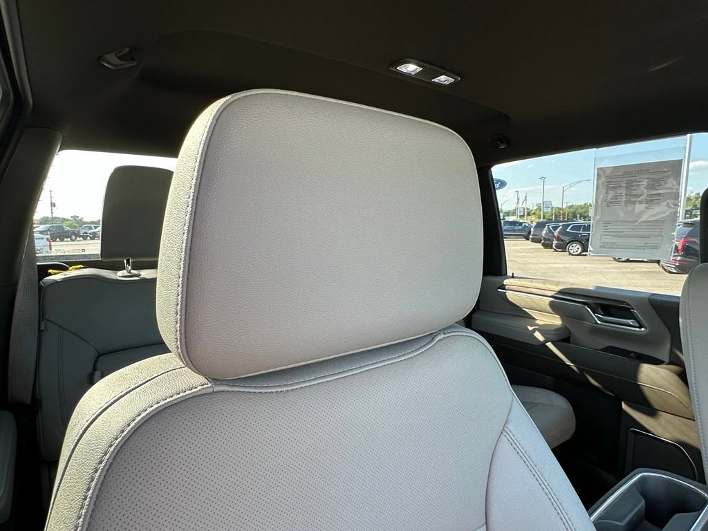 Used 2024 Chevrolet Silverado 2500 LTZ w/ LTZ Convenience Package AWD/4WD image 19