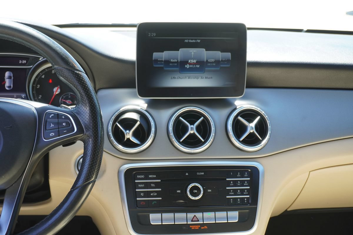 Used 2018 Mercedes-Benz CLA 250 image 19