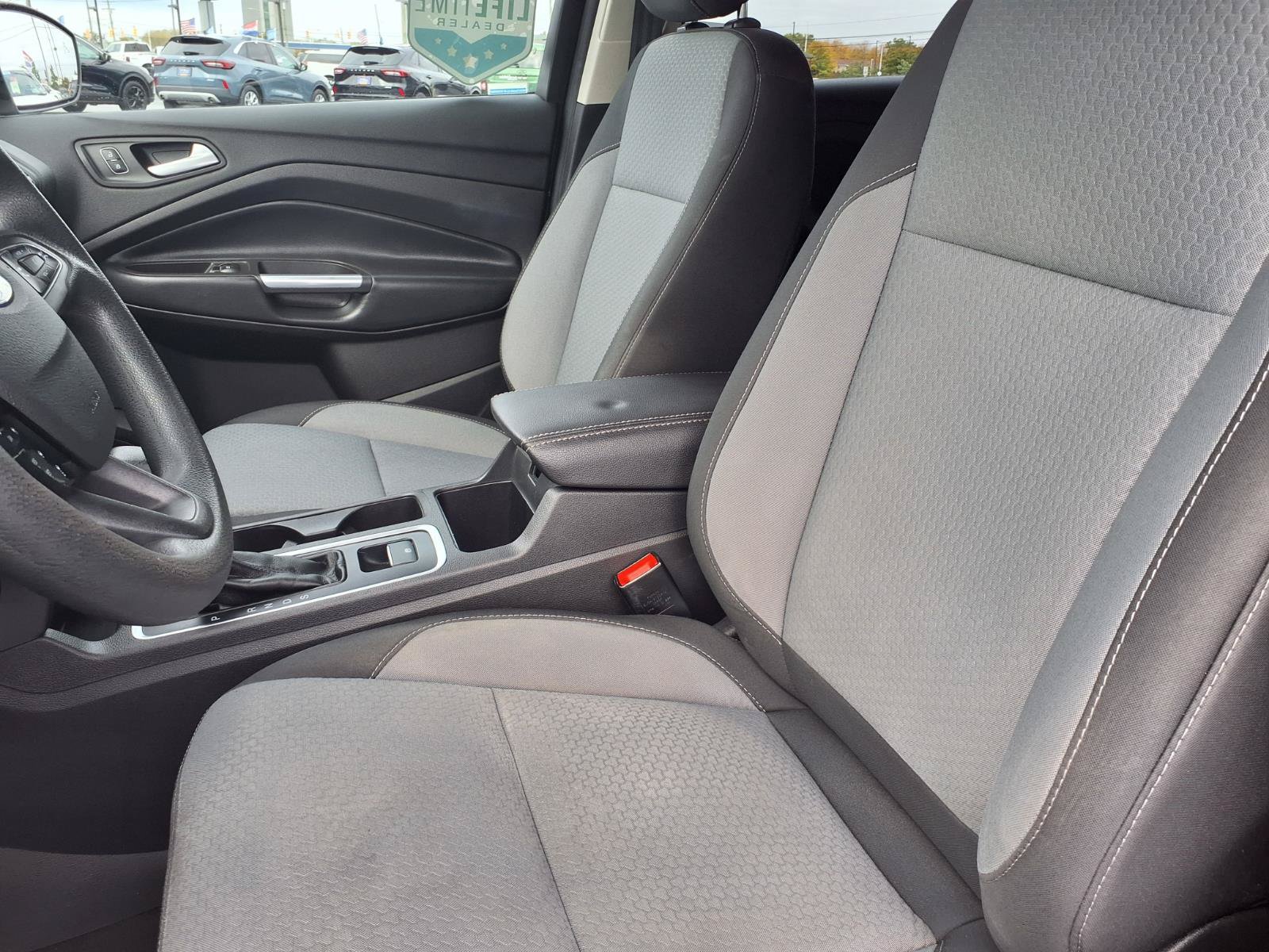 Used 2019 Ford Escape SE AWD/4WD image 3