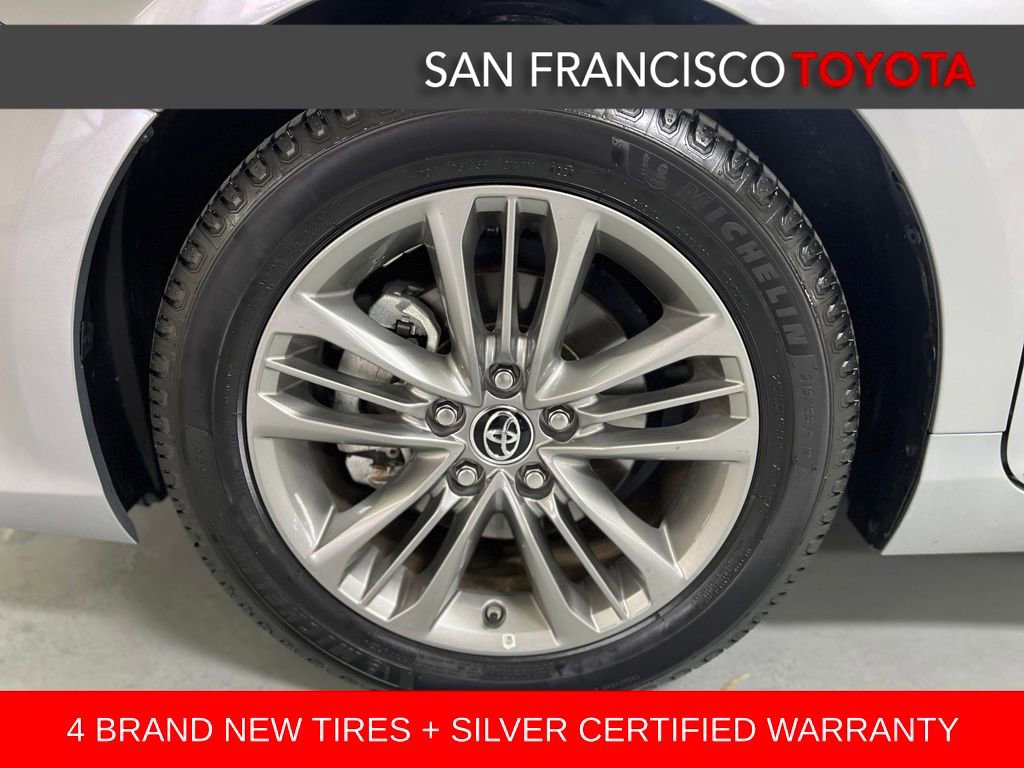 Certified 2016 Toyota Camry SE image 9