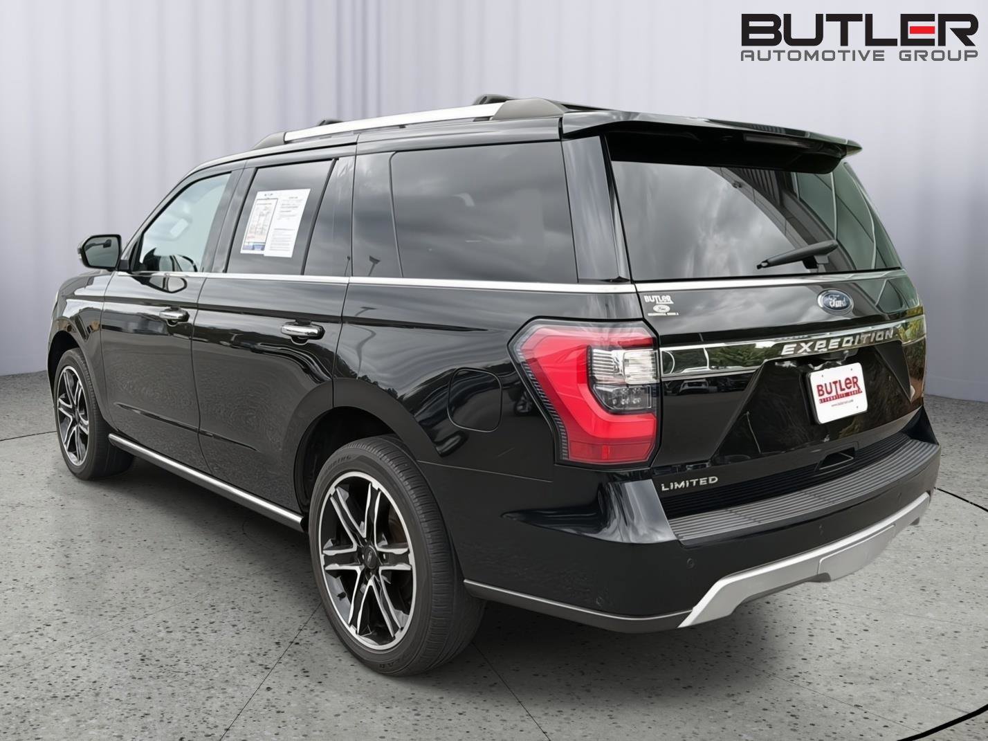 Used 2019 Ford Expedition Limited w/ Special Edition Package AWD/4WD image 4