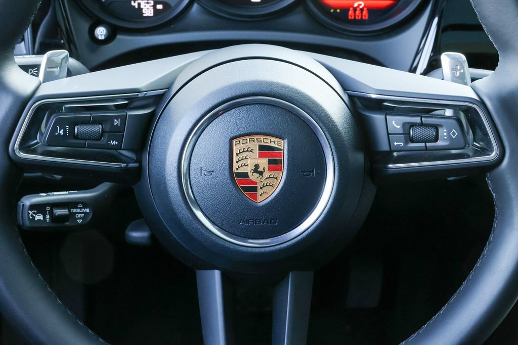 Certified 2026 Porsche Macan Turbo AWD/4WD image 16