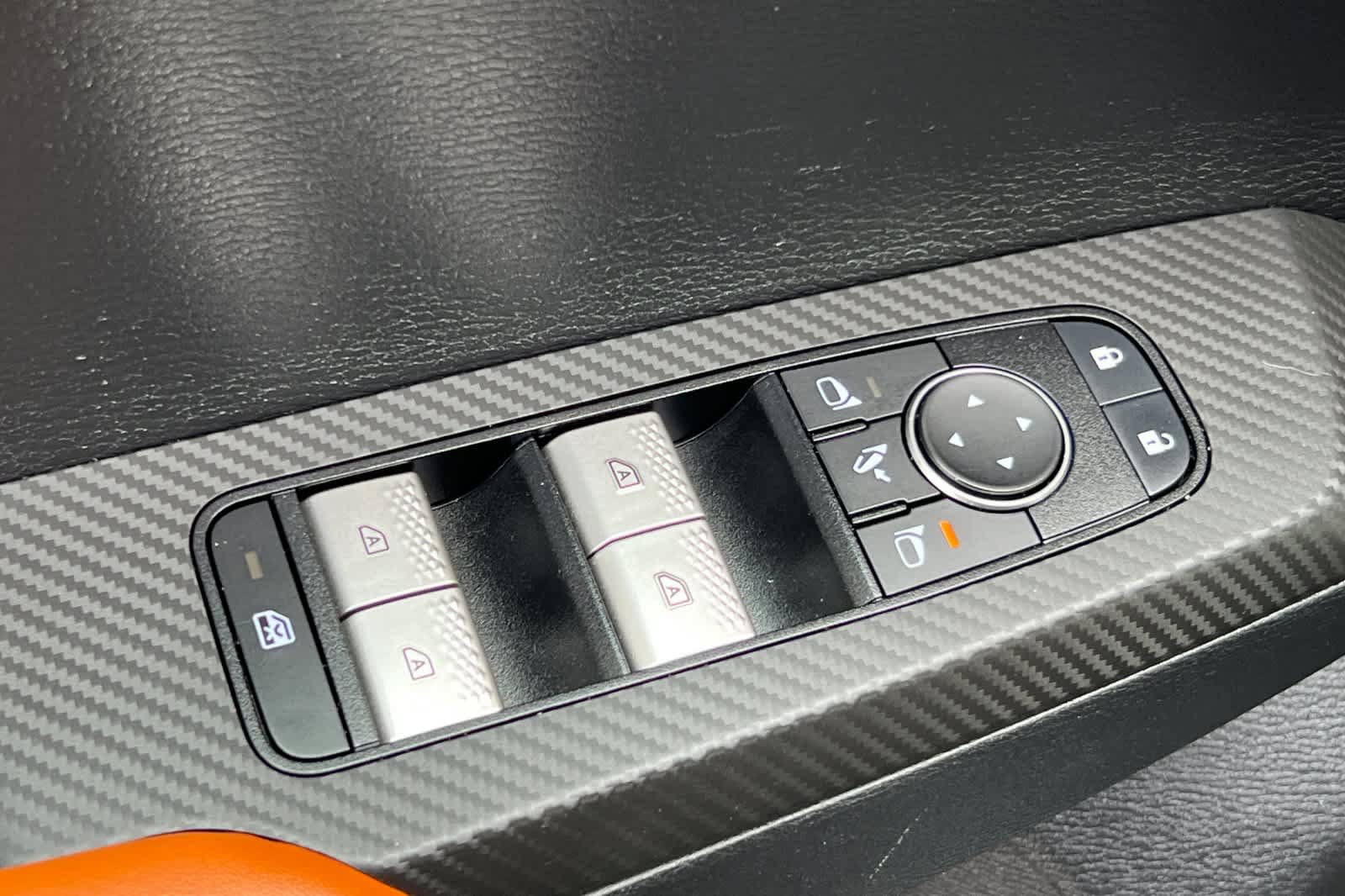 Used 2024 Mitsubishi Outlander SEL FWD image 13