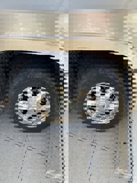 Used 2005 GMC Envoy SLT image 4