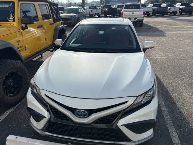 Used 2021 Toyota Camry XSE image 8