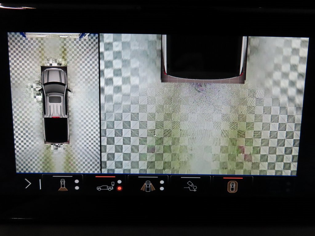 Used 2024 GMC Sierra 1500 AT4 w/ Technology Package image 17