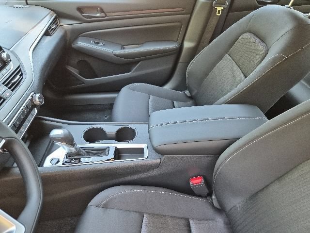 New 2026 Nissan Altima 2.5 SV FWD image 16
