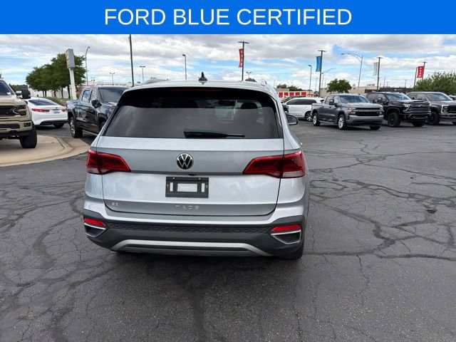 Used 2022 Volkswagen Taos SE FWD image 8