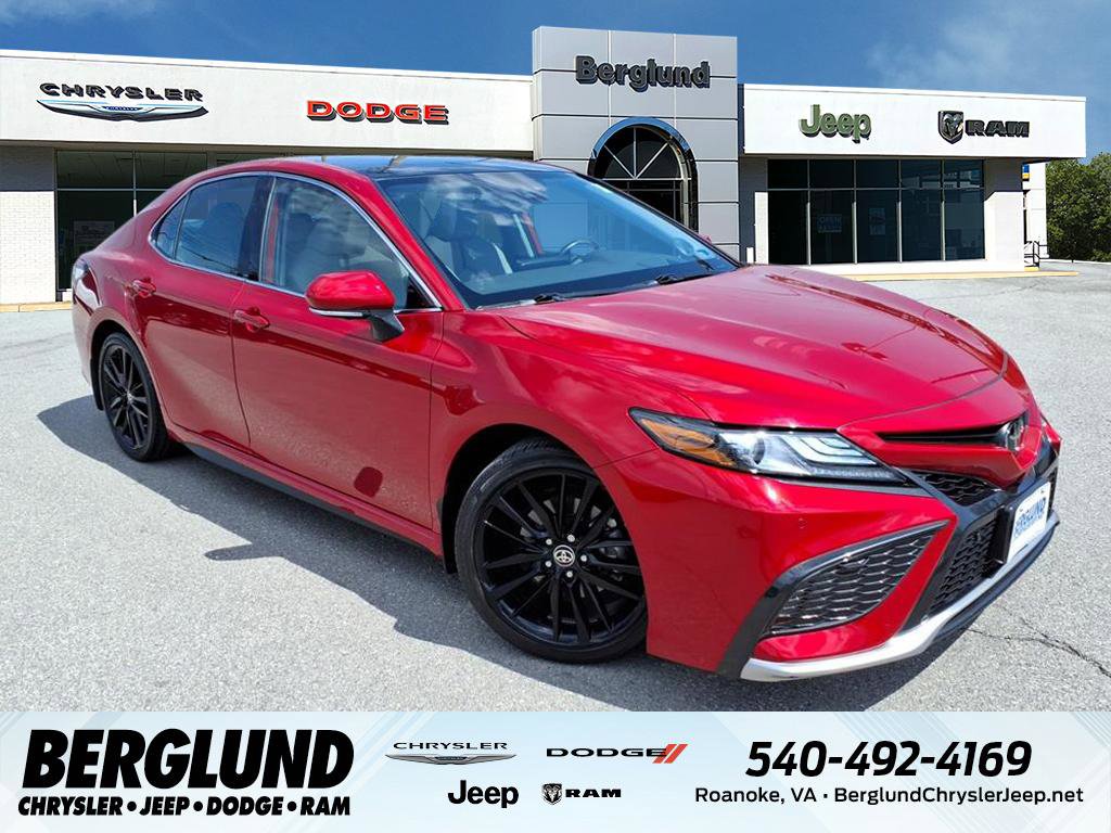 Used 2023 Toyota Camry XSE w/ Navigation Package