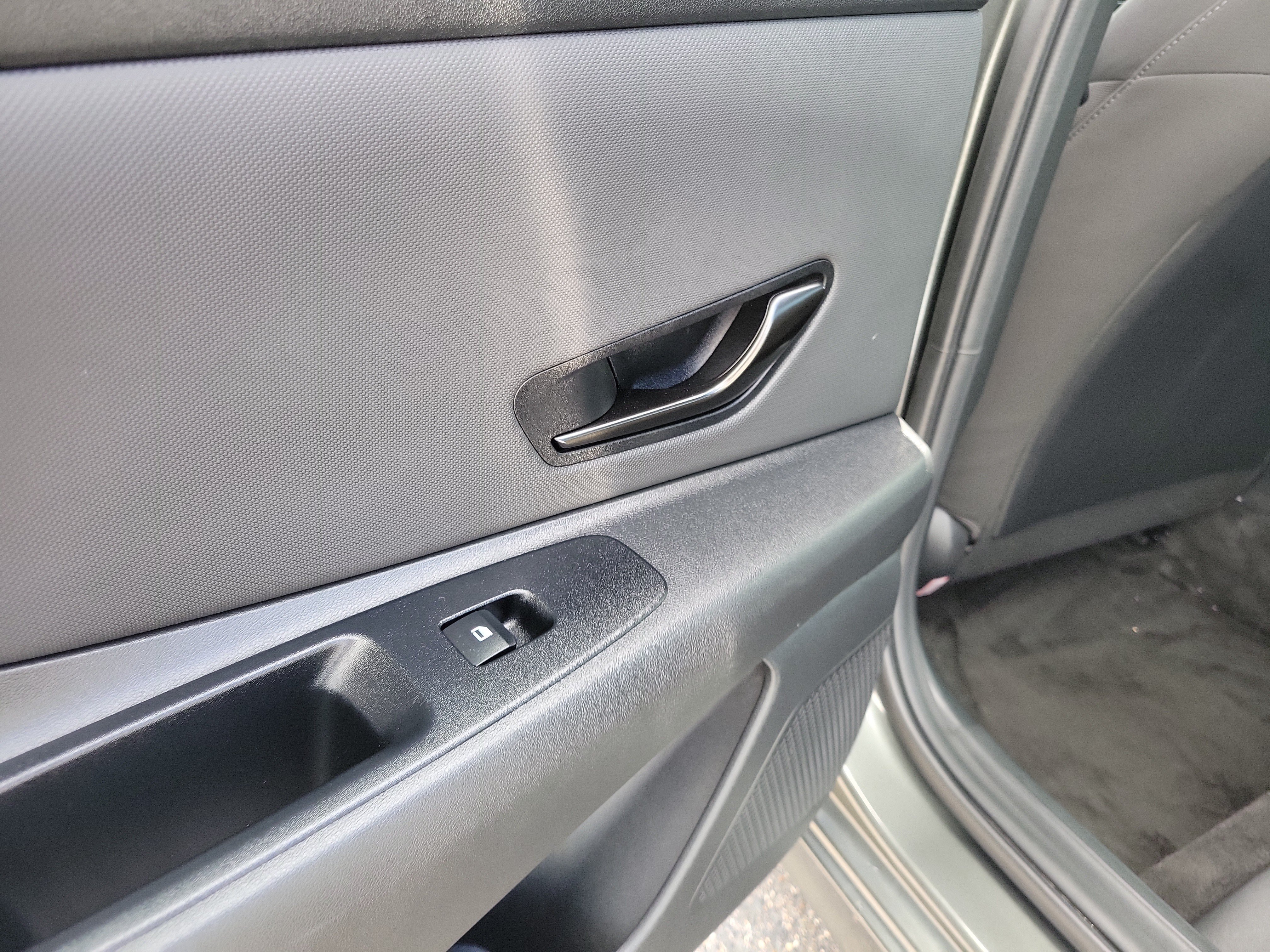 Used 2025 Hyundai Elantra Sport FWD image 13