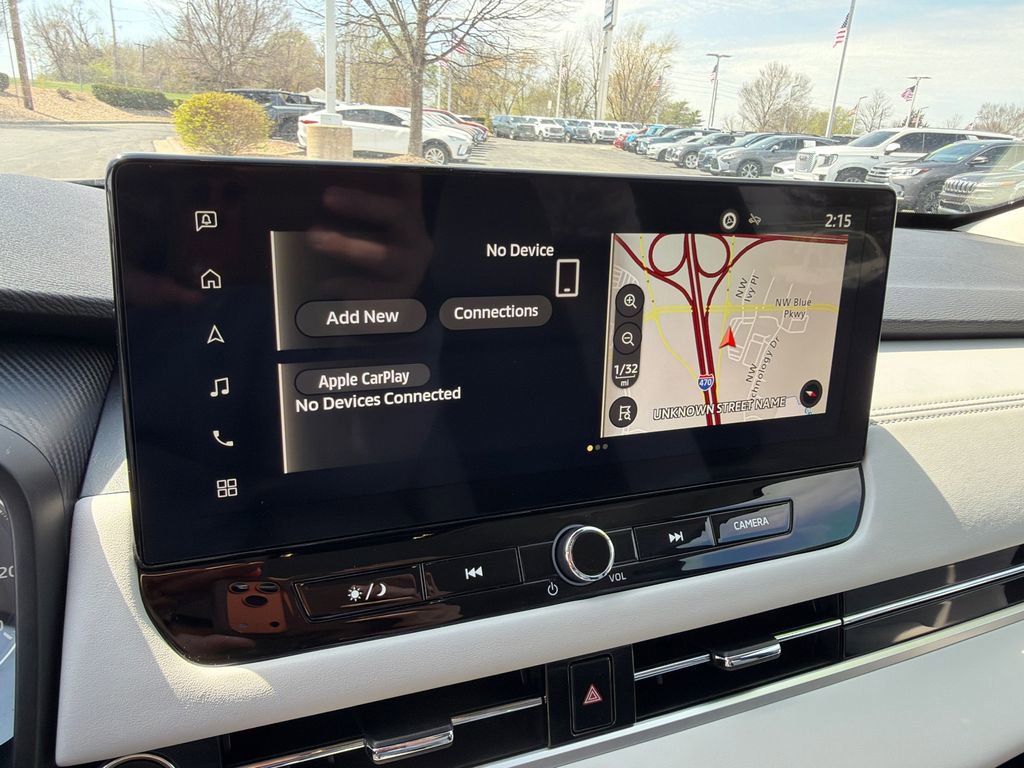 Used 2025 Mitsubishi Outlander AWD image 26