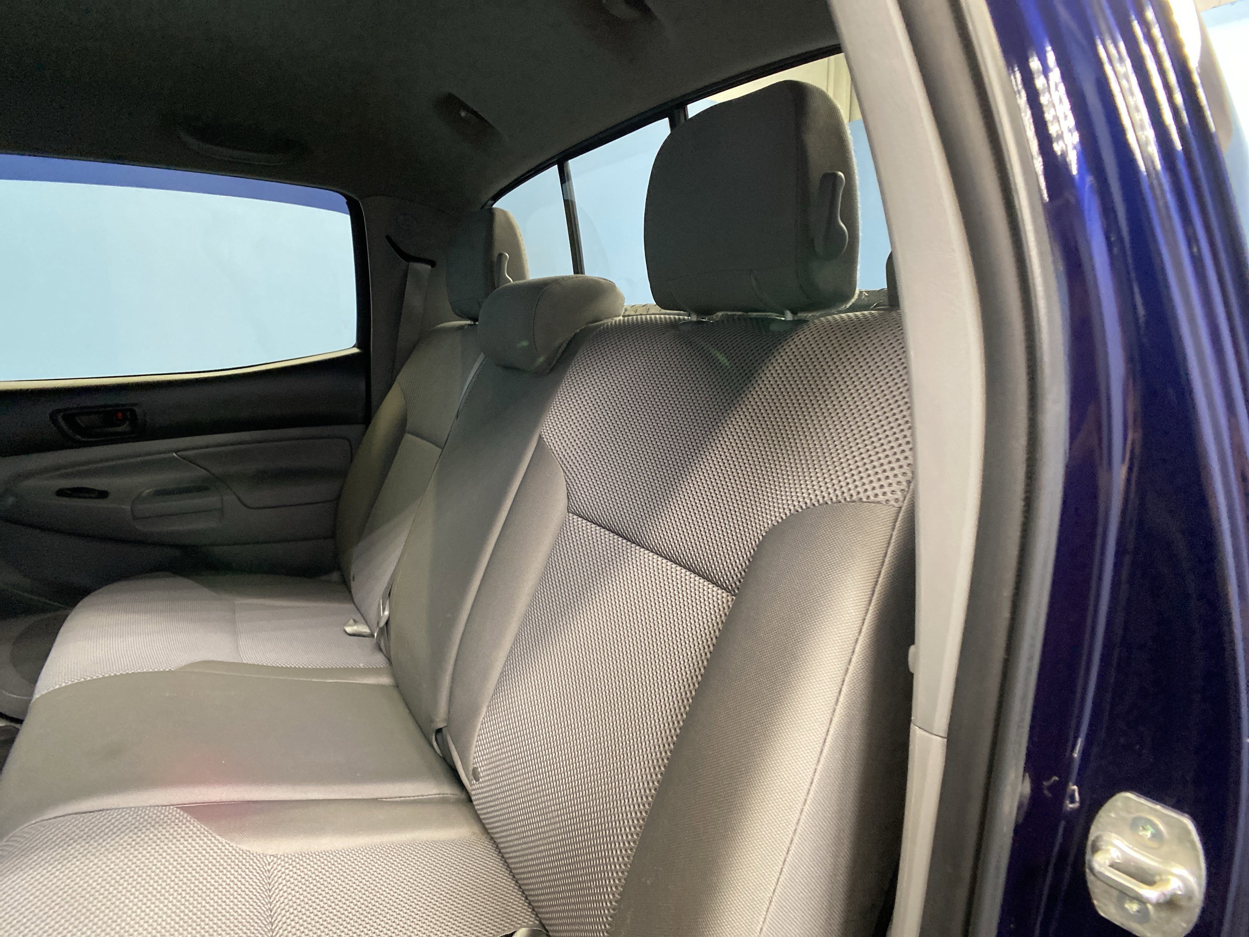 Used 2013 Toyota Tacoma 4x4 Double Cab w/ TRD Off-Road Pkg image 25
