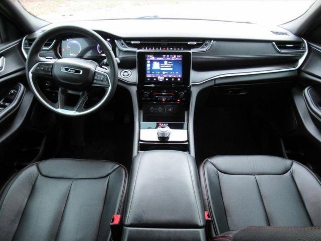 Certified 2023 Jeep Grand Cherokee Altitude image 11