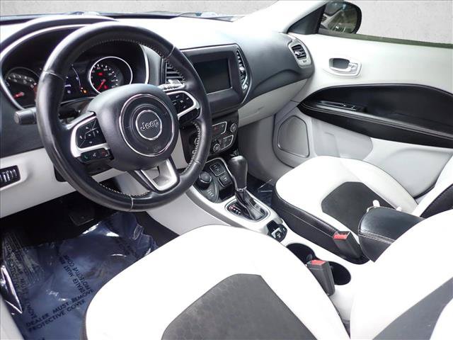 Used 2019 Jeep Compass Latitude AWD/4WD image 10
