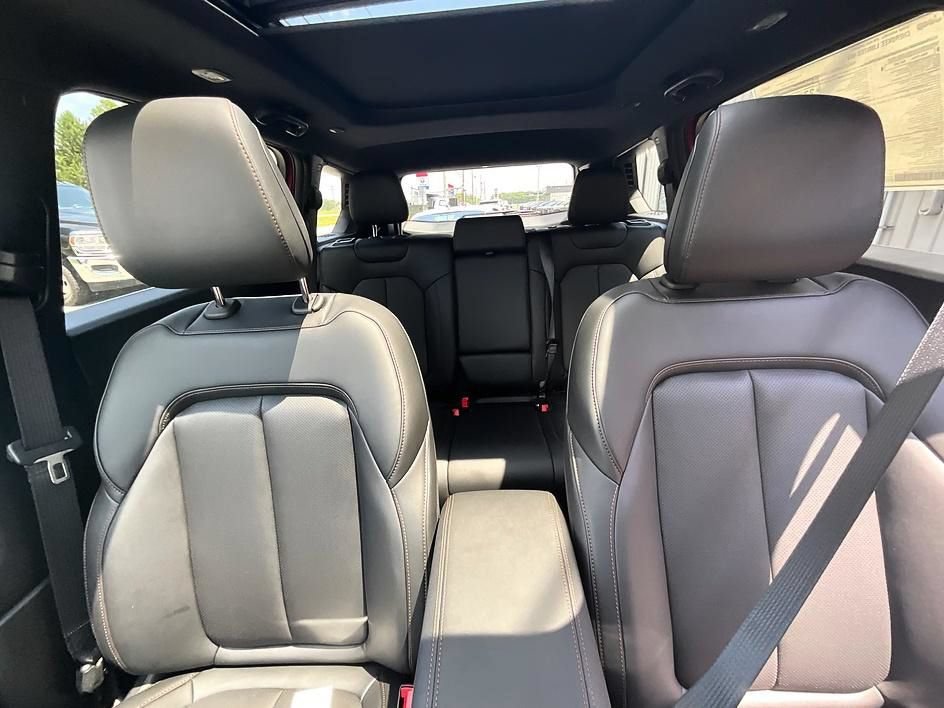 New 2026 Jeep Cherokee Limited AWD/4WD image 32