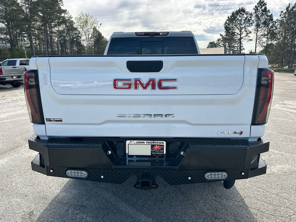 Used 2024 GMC Sierra 2500 AT4 w/ AT4 Premium Plus Package AWD/4WD image 7