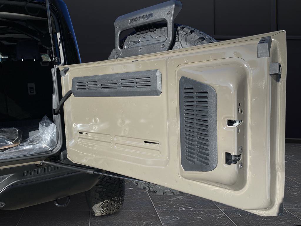 New 2025 Ford Bronco Raptor image 17