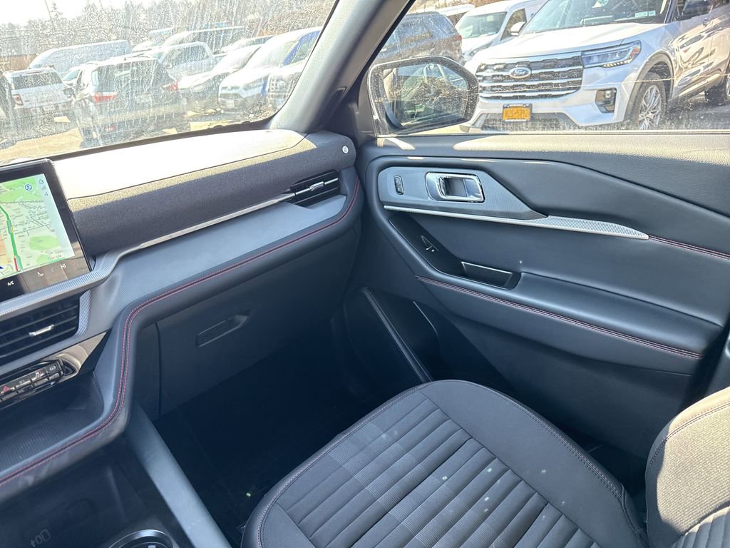 Used 2026 Ford Explorer ST-Line image 14