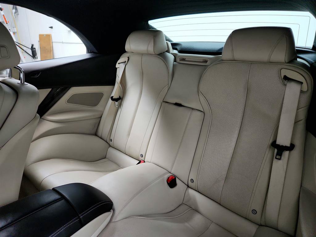 Used 2013 BMW 650i Convertible w/ Executive Pkg RWD image 22