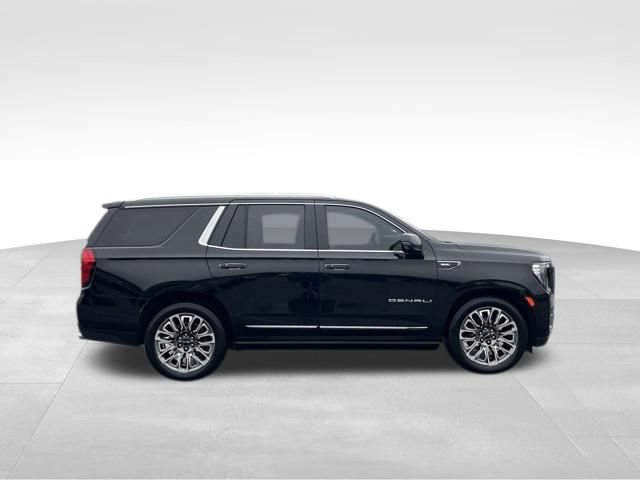 Used 2024 GMC Yukon Denali Ultimate AWD/4WD image 6