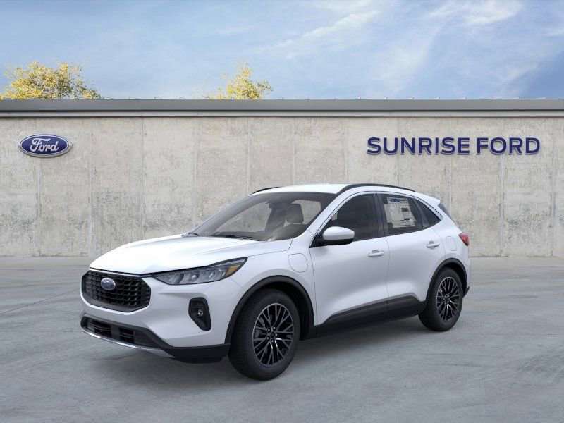 New 2025 Ford Escape SE w/ Class II Trailer Tow Package FWD 360° Tour