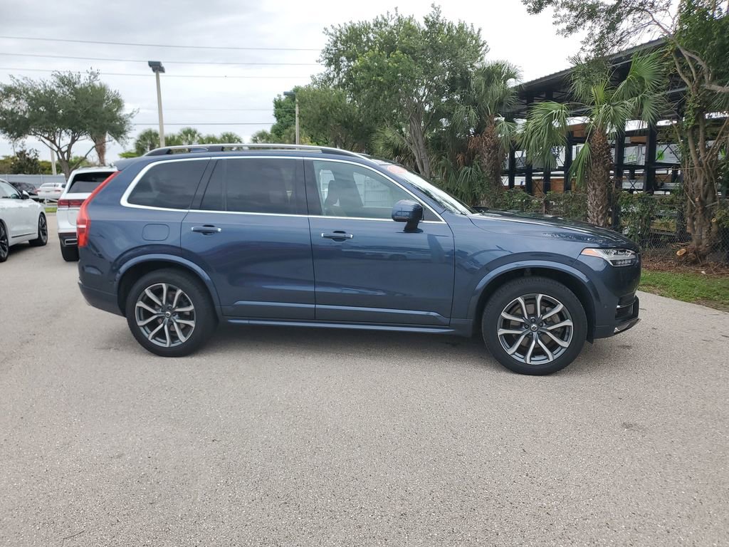 Used 2019 Volvo XC90 T6 Momentum w/ Advanced Package AWD/4WD image 4