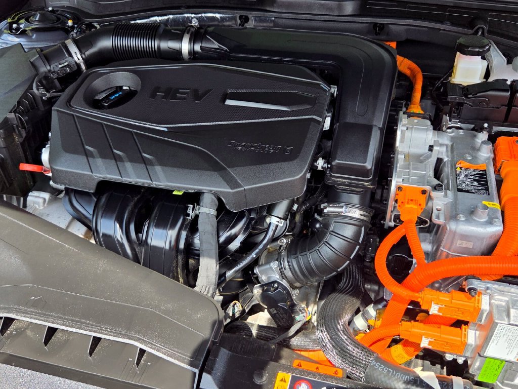 Used 2025 Hyundai Sonata SEL FWD image 10