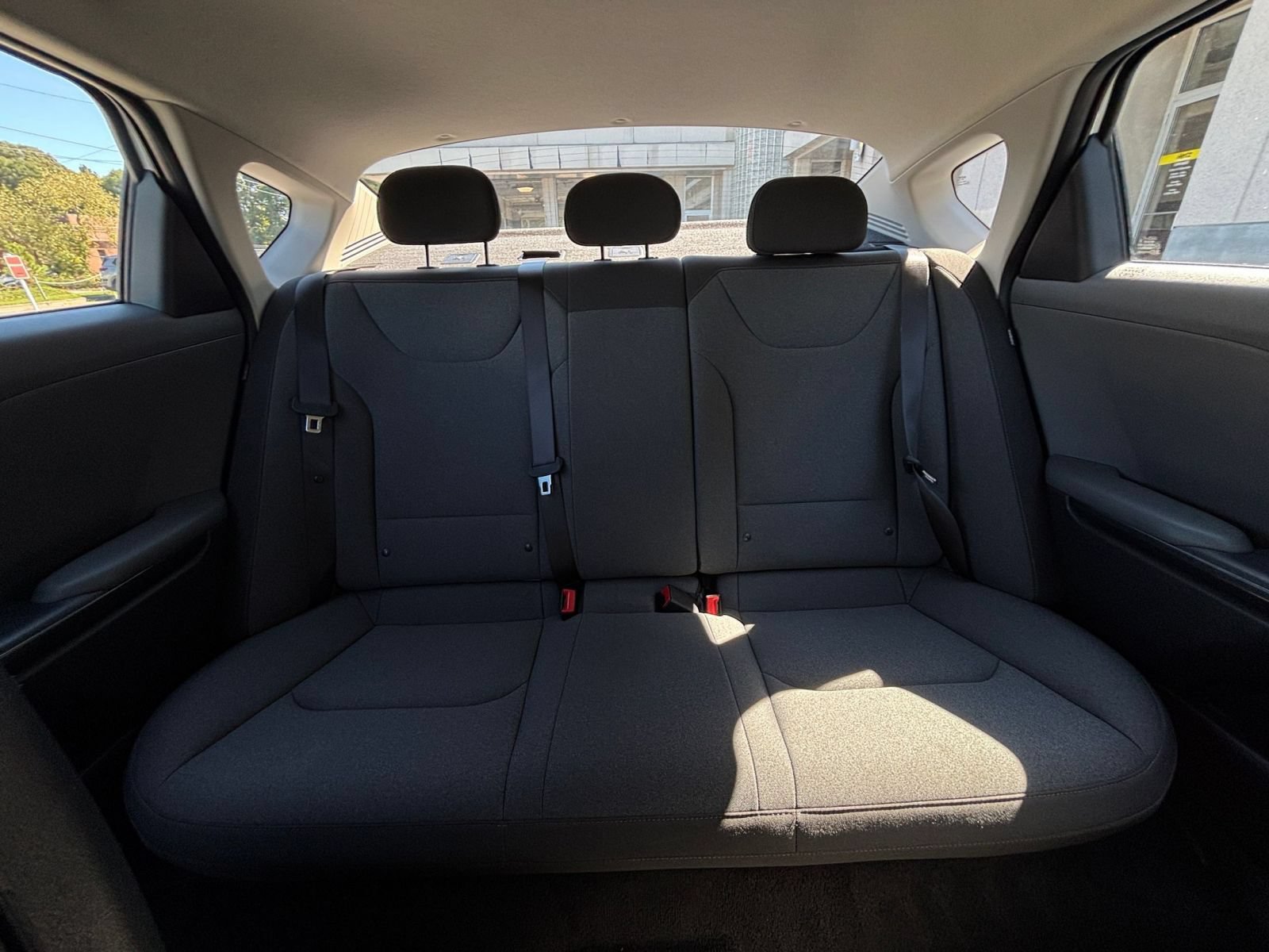 Used 2025 Kia K4 FWD image 37