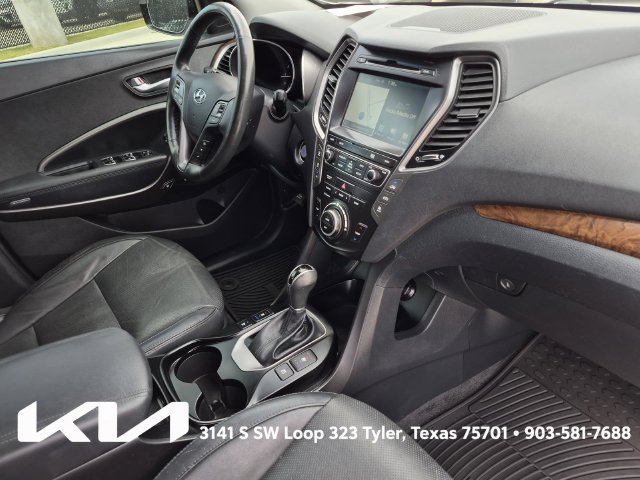 Used 2018 Hyundai Santa Fe Limited FWD image 13