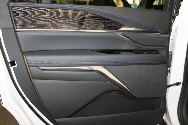 New 2025 Cadillac Escalade IQ Sport 1 w/ LPO, ONYX Package image 14