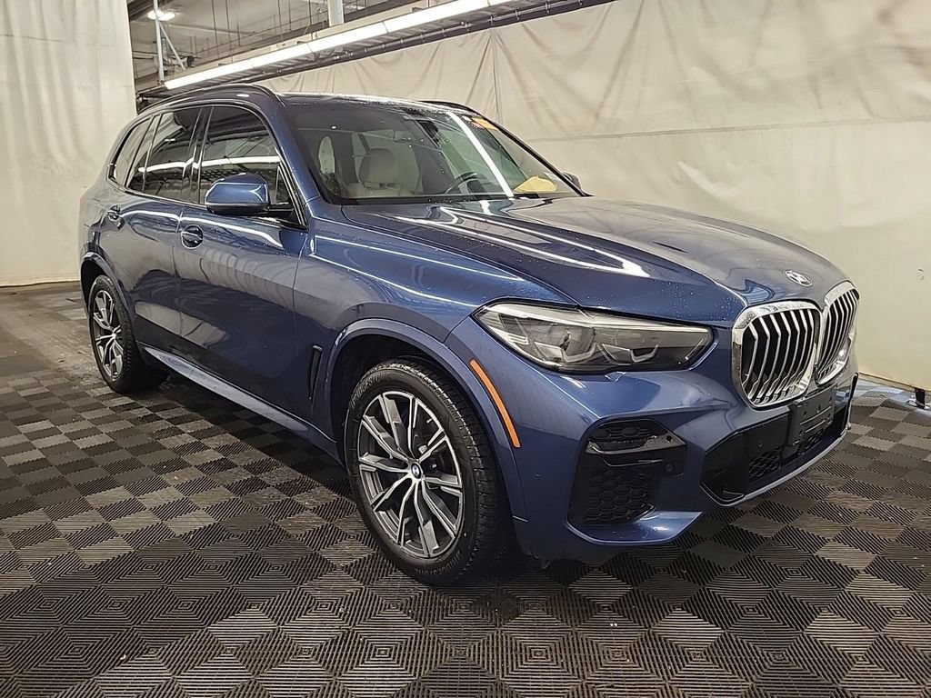 Used 2022 BMW X5 xDrive40i AWD/4WD image 3