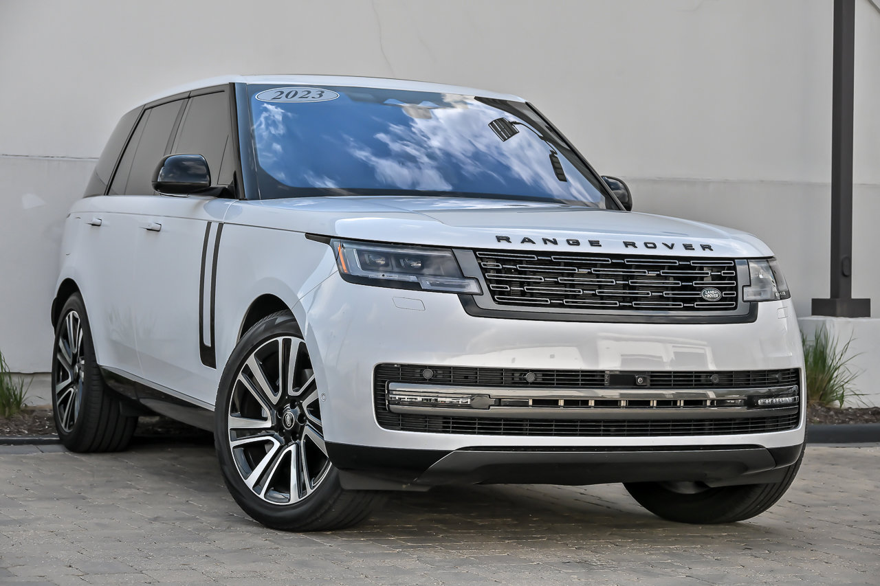 Used 2023 Land Rover Range Rover SE AWD/4WD video 1
