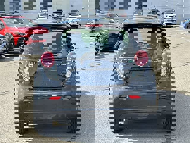 Used 2015 Chevrolet Spark LT image 4