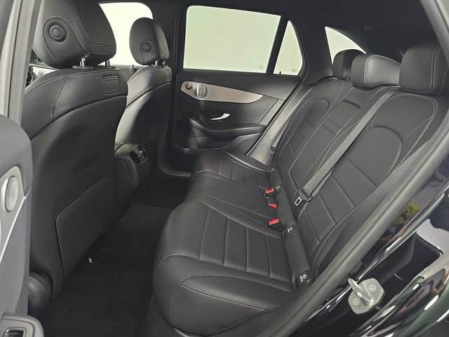 Used 2019 Mercedes-Benz GLC 300 4MATIC image 15