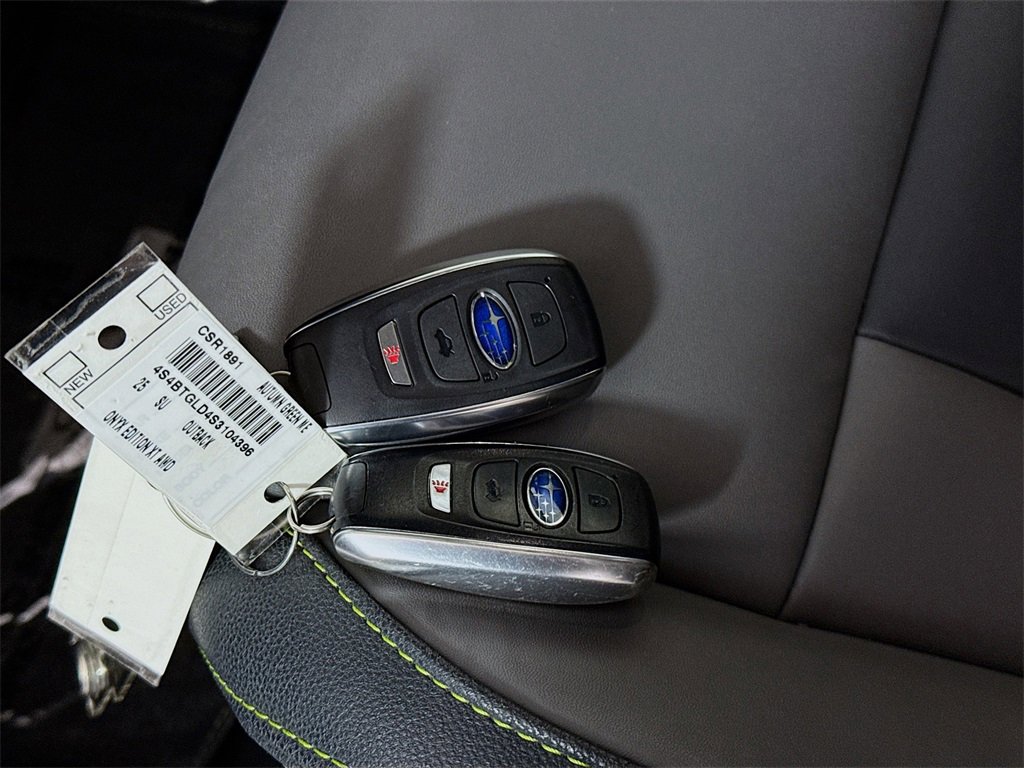 Certified 2025 Subaru Outback Onyx Edition XT image 35