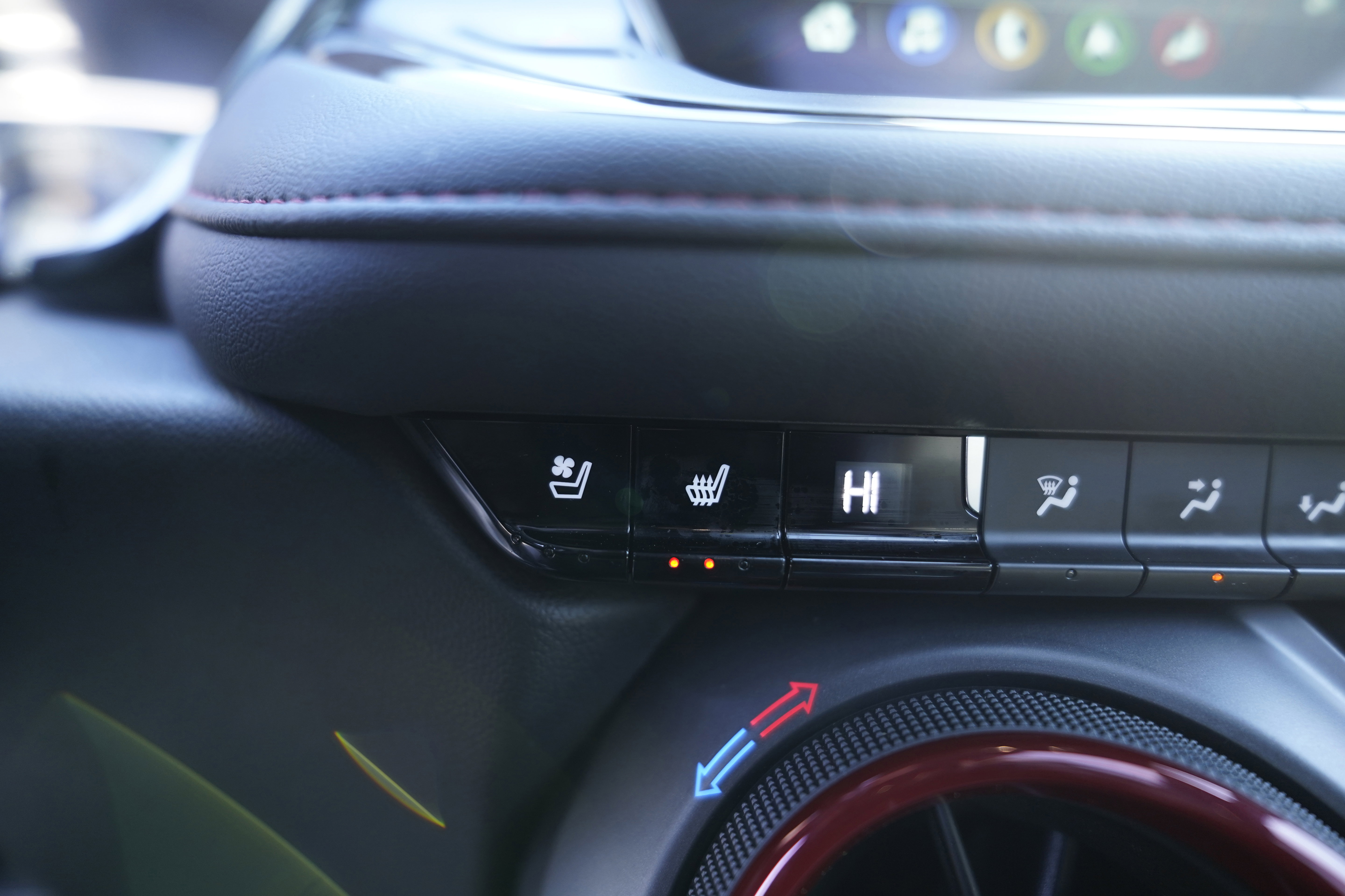 Used 2024 Chevrolet Blazer RS w/ Driver Confidence II Package image 29