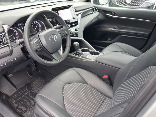 Used 2022 Toyota Camry SE FWD image 11