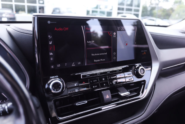 Used 2020 Toyota Highlander Platinum AWD/4WD image 31